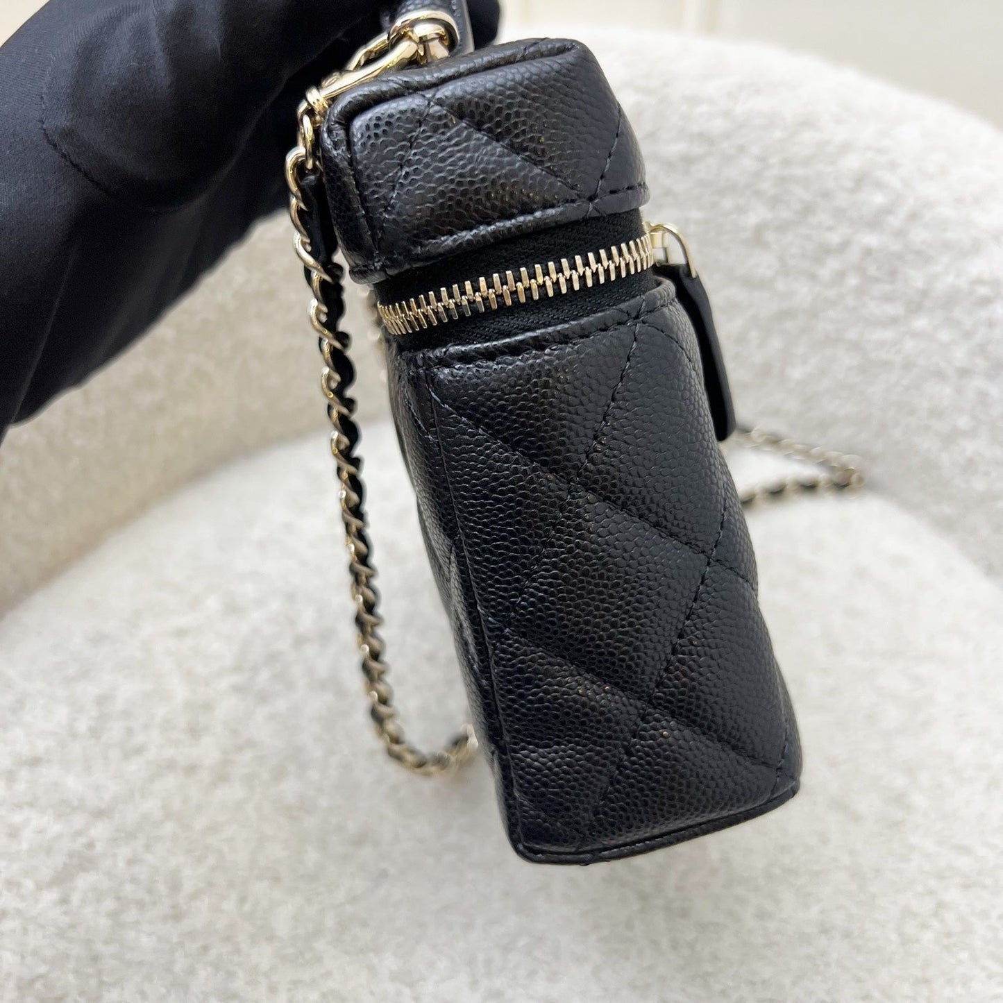 Chanel [Brand New Aug 2025] Vanity / Clutch with Chain (LP Style Bag) in Black Caviar and LGHW