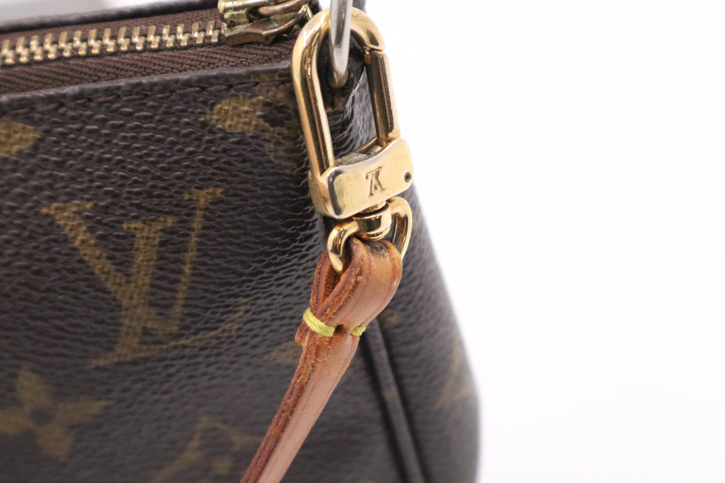 Louis Vuitton LV Pochette Accessoires In Handbag Canvas Monogram Travel Bag