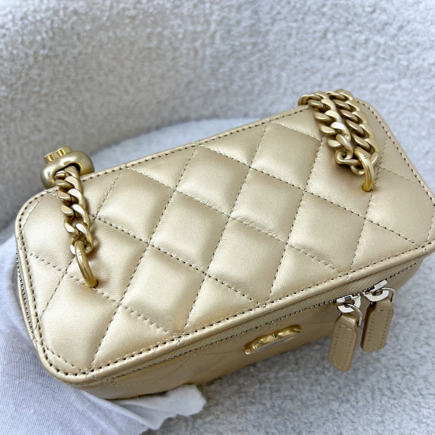 Chanel Heart Adjustable Chain Vanity in Gold Lambskin and AGHW