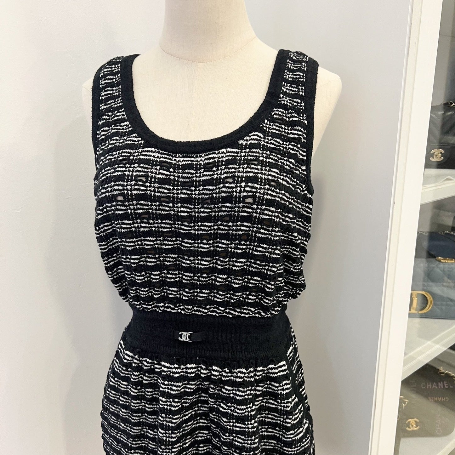 Chanel Sleeveless Knit Mini Dress in Black and White (Model: )
