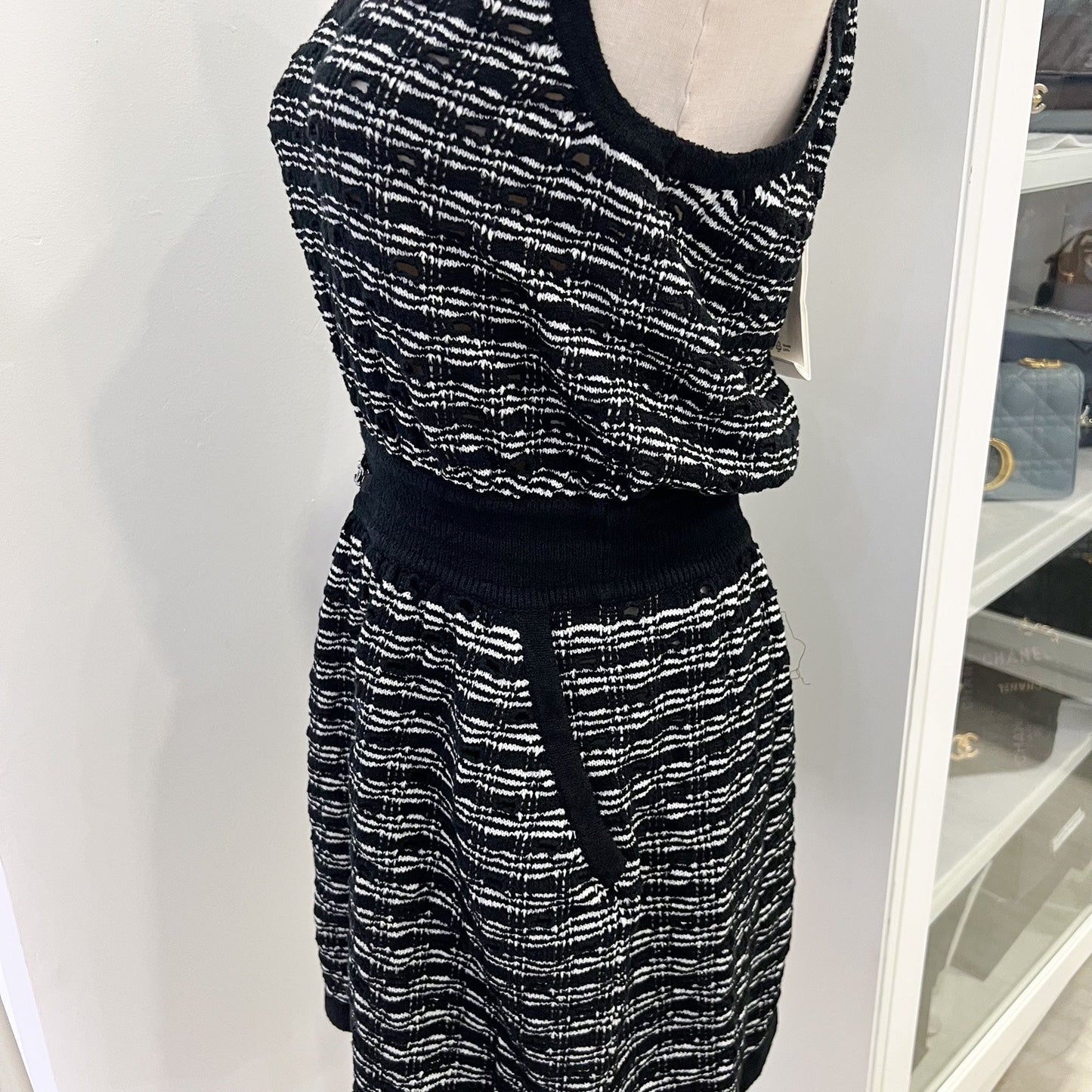 Chanel Sleeveless Knit Mini Dress in Black and White (Model: )