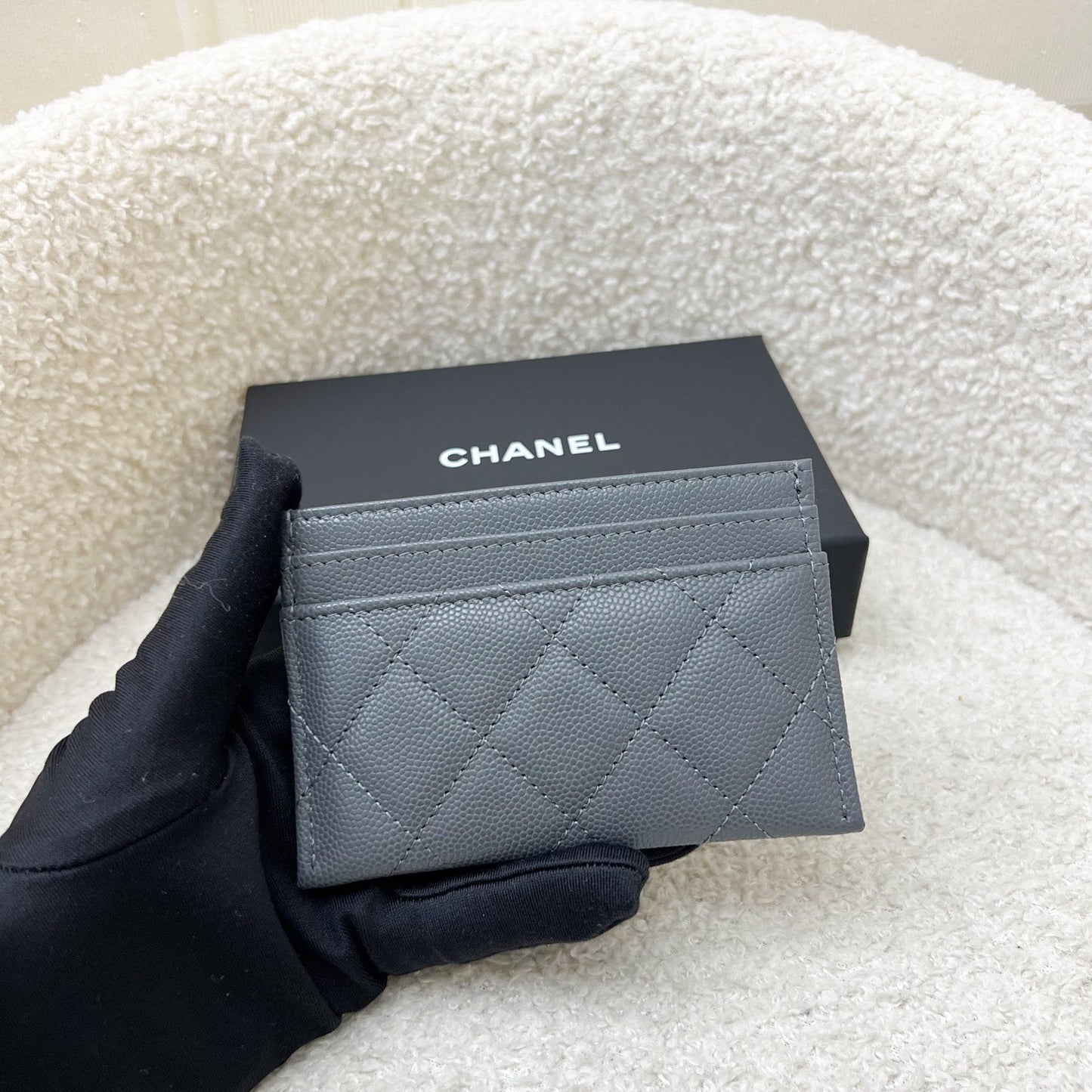 Chanel Flat Card Holder with Diamantes studded CC Logo in Grey Caviar and LGHW