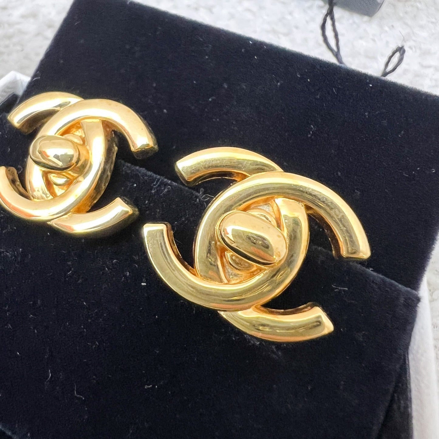 Chanel Medium CC Turnlock Clip On Earrings in GHW Jewelry