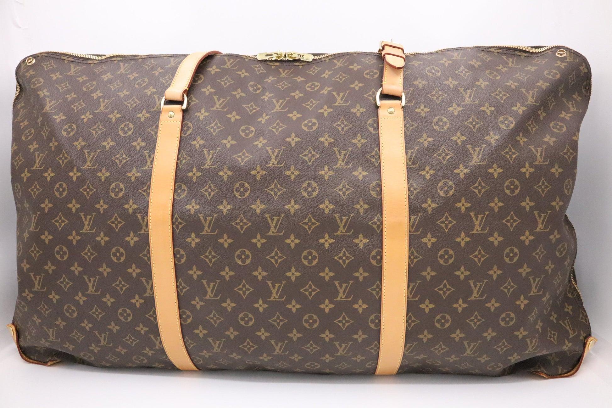 Louis Vuitton Kabul Monogram Canvas Handbag