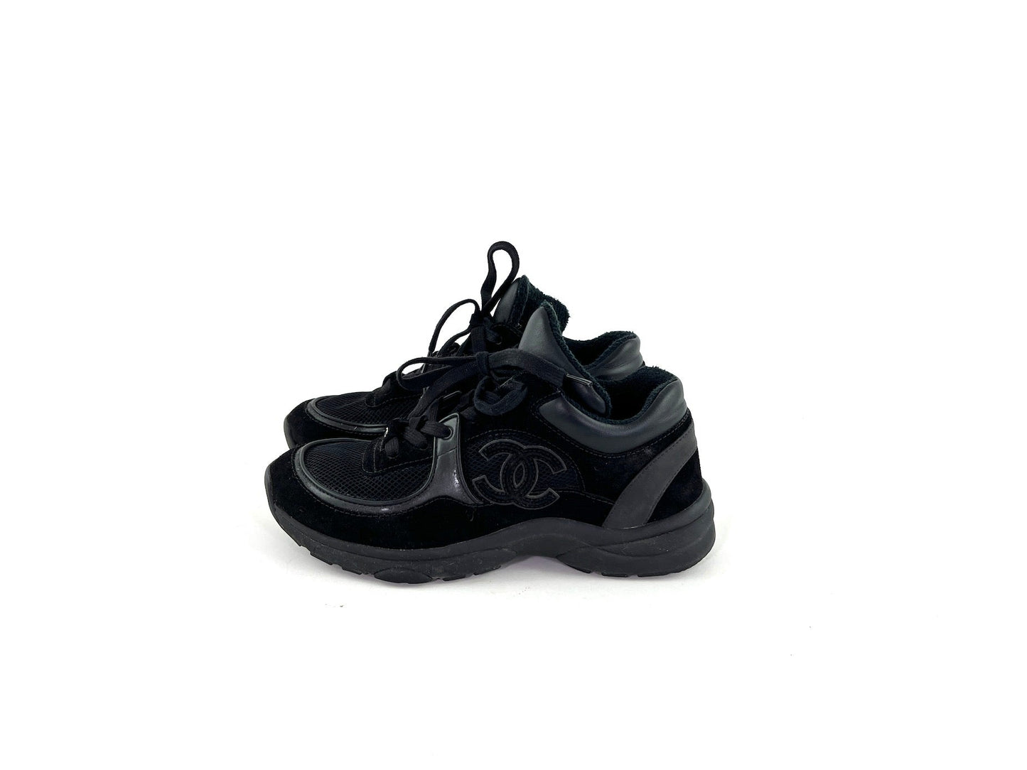 Chanel Black 2020 Interlocking CC Logo Sneakers 39 8