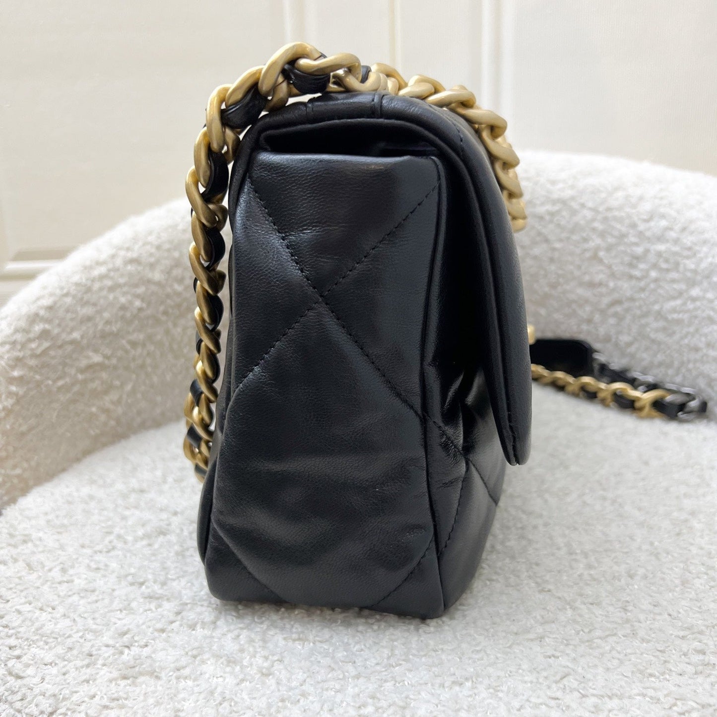 19 Small Flap in Black Goatskin and 3-tone HW (Model: ) Accessory Signature