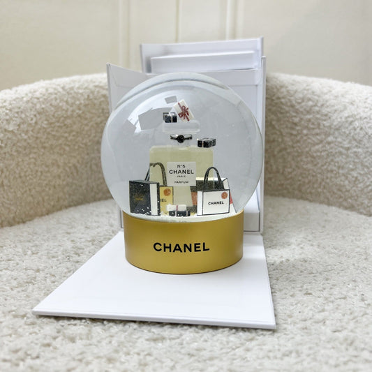 Chanel VIP Gift Perfume Bottles Christmas Snow Globe Accessory