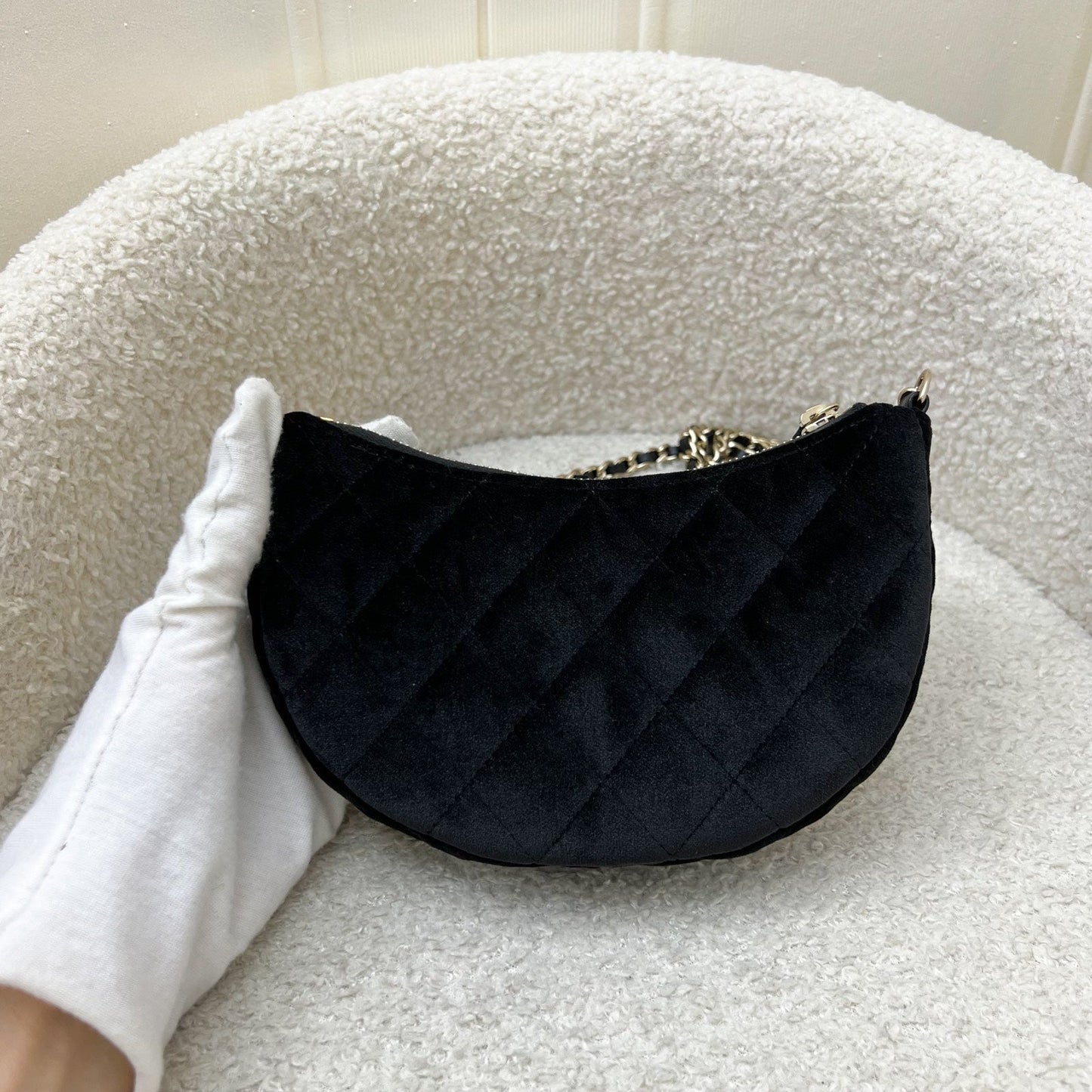 VIP Gift Crossbody Bag with Crystal Studded CC Logo in Black Velvet and LGHW Signature
