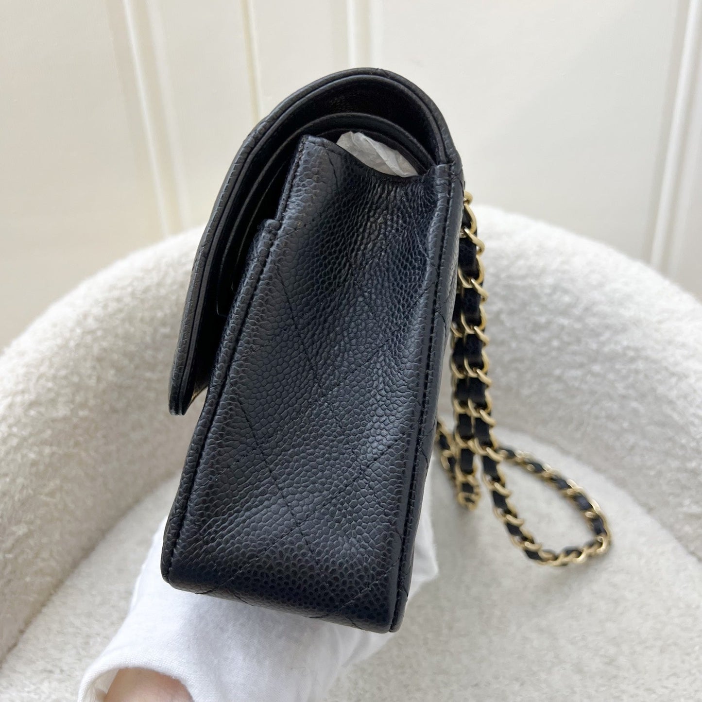 Medium Classic Flap CF in Black Caviar and GHW Accessory Classic