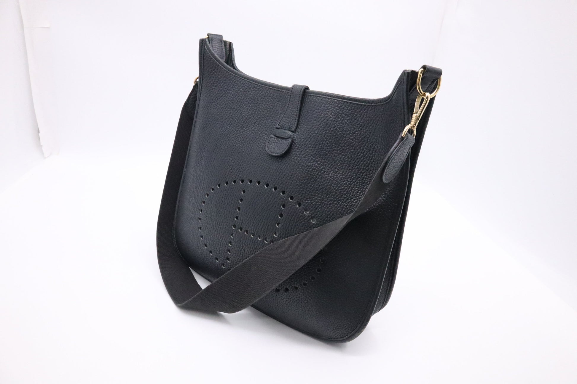 Hermes Evelyne Gm In Handbag Leather Black Travel Bag