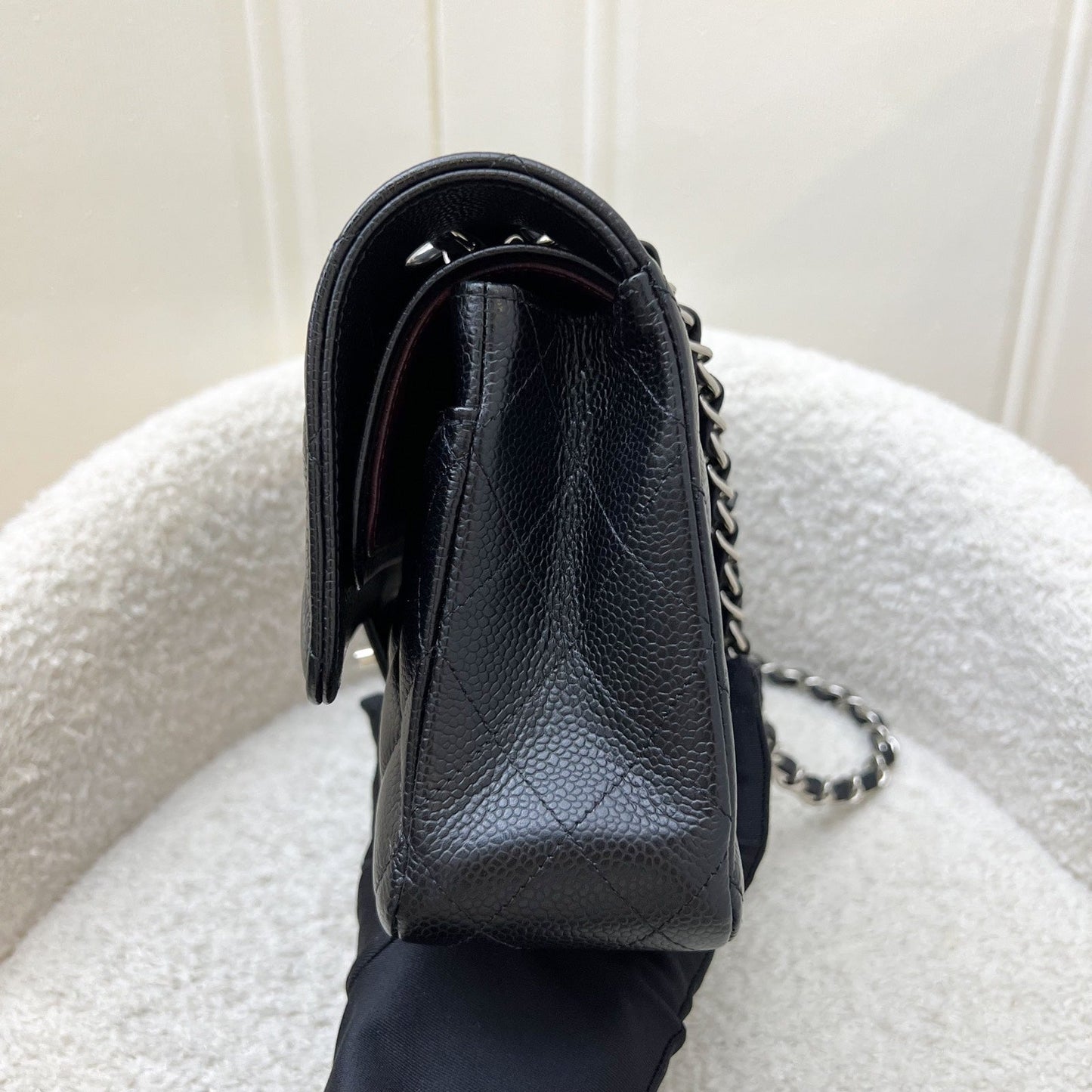 Chanel [Local Full Set - Original Receipt - Jun 2021] Medium Classic Flap CF in Black Caviar and SHW (Model: ) Accessory