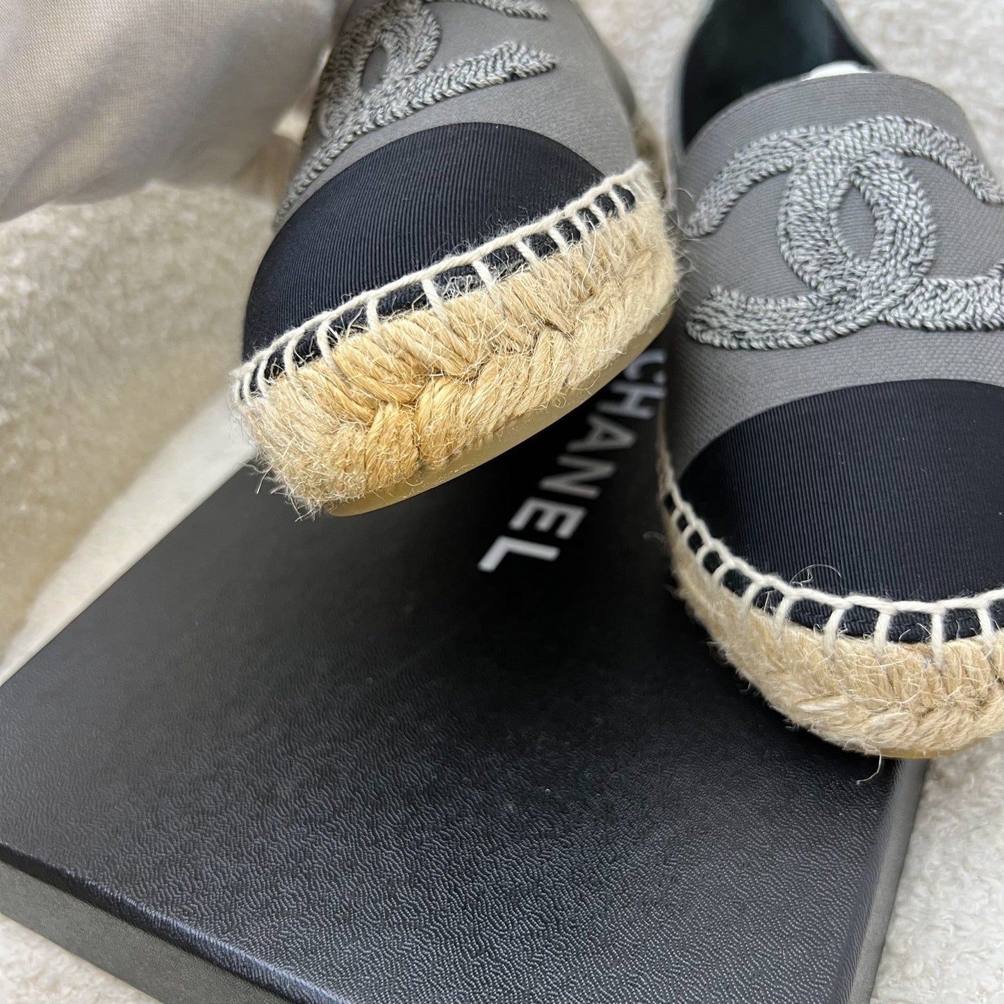 Chanel Espadrilles in Grey Canvas and Black Gosgrain Sz 37 Accessory