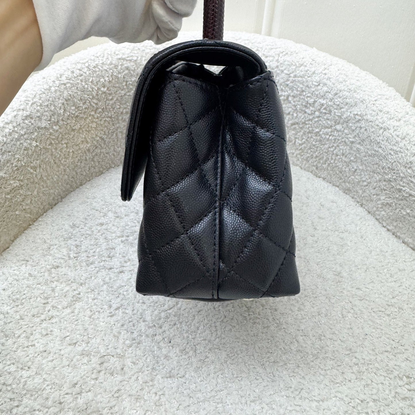 Chanel Small () Coco handle in Black Caviar, Burgundy Lizard Embossed Calfskin Handle and LGHW (Model: ) Accessory