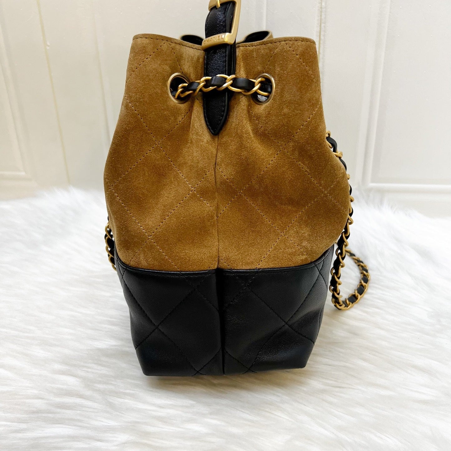 Chanel Two-Tone Tote Bag in Light Brown Suede, Black Calfskin and AGHW (Model: )