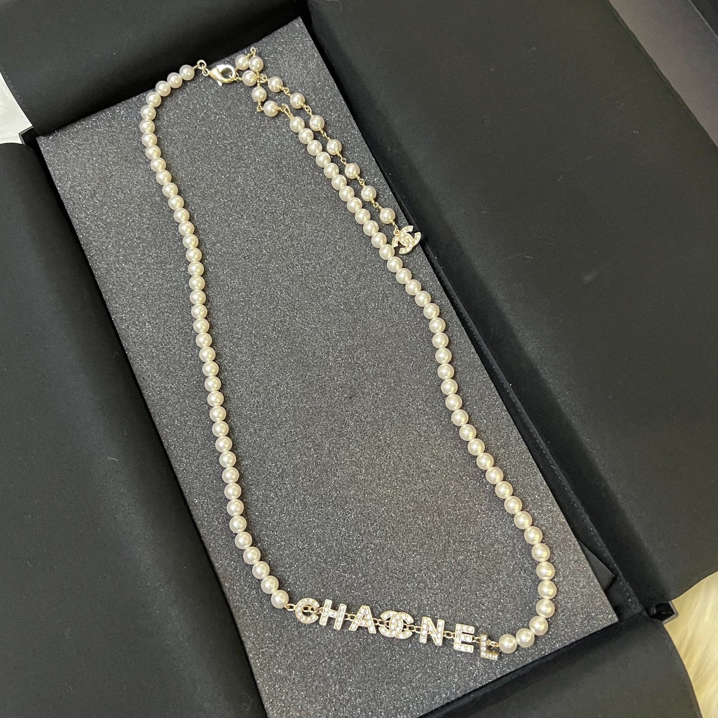 Chanel Pearl Waist Belt with Logo, Diamantes and LGHW