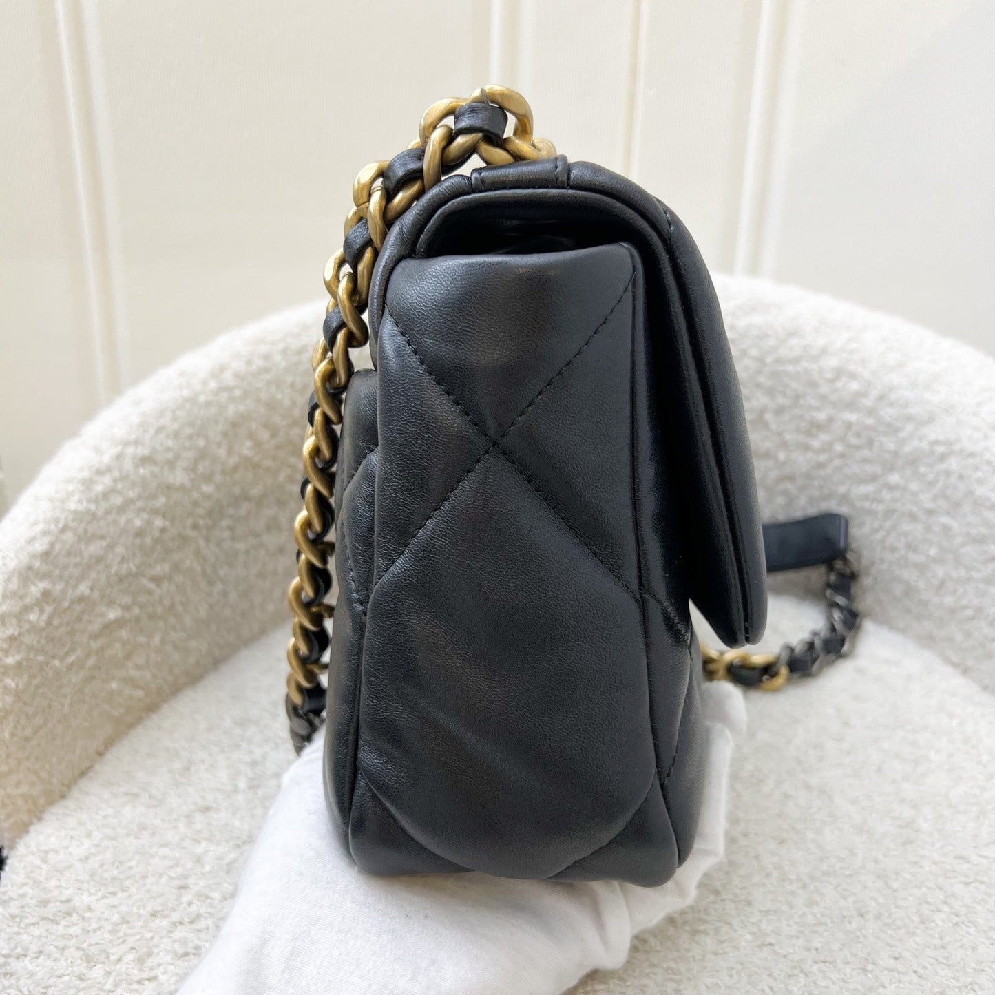 19 Small Flap in Black Lambskin and 3-tone HW (Model: ) Accessory Signature