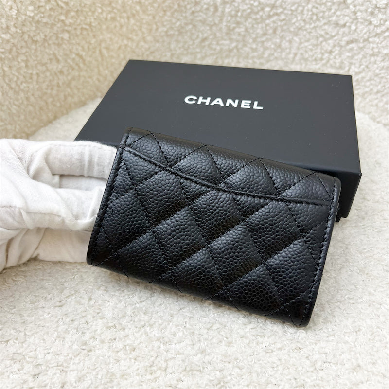 Chanel Classic Snap Card Holder in Black Caviar and GHW (Model: )