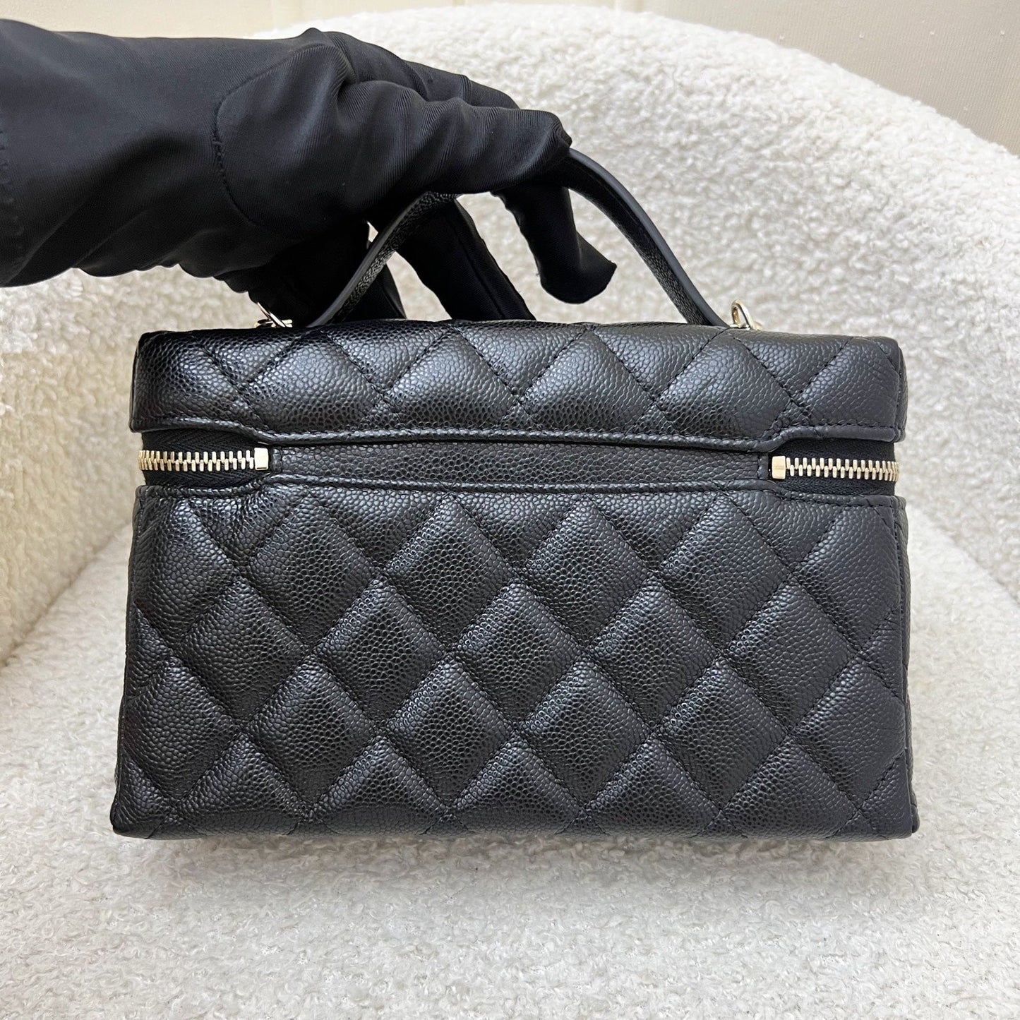Chanel [Brand New - Local Full Set] Vanity / Clutch with Chain (LP Style Bag) in Black Caviar and LGHW (Model: )