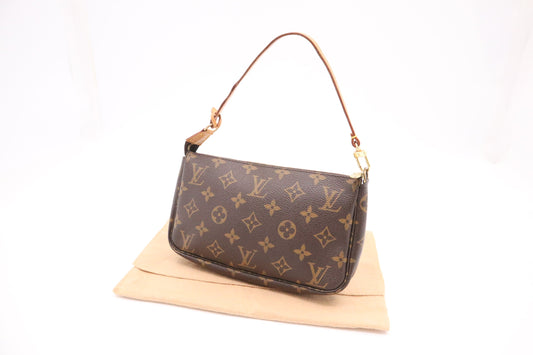 Louis Vuitton Pochette Accessoires Monogram Canvas Clutch Bag Canvas 2