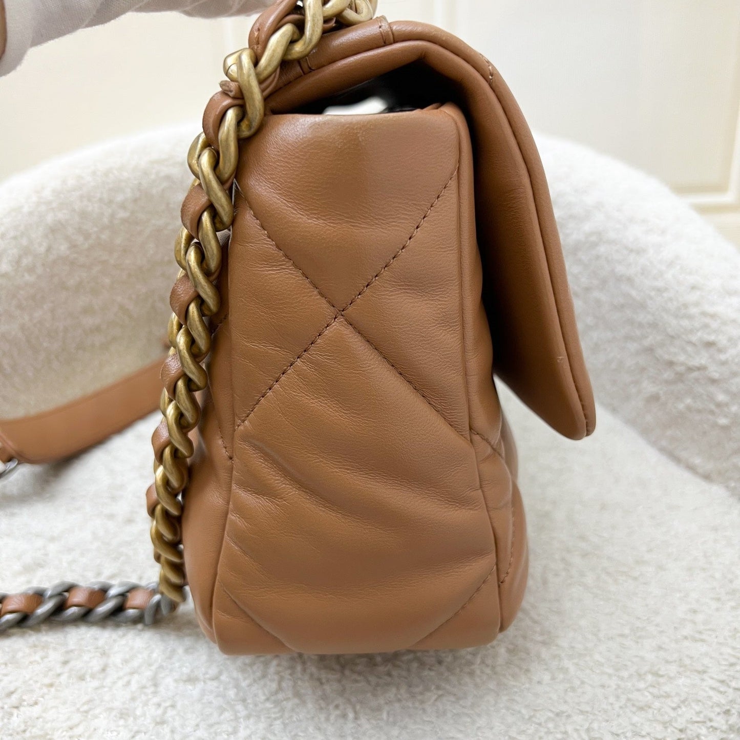 19 Small Flap in Caramel Lambskin and 3-tone HW (Model: ) Accessory Signature