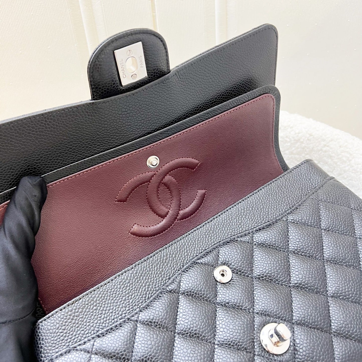Medium Classic Flap CF in Black Caviar and SHW (Model: ) Accessory Classic
