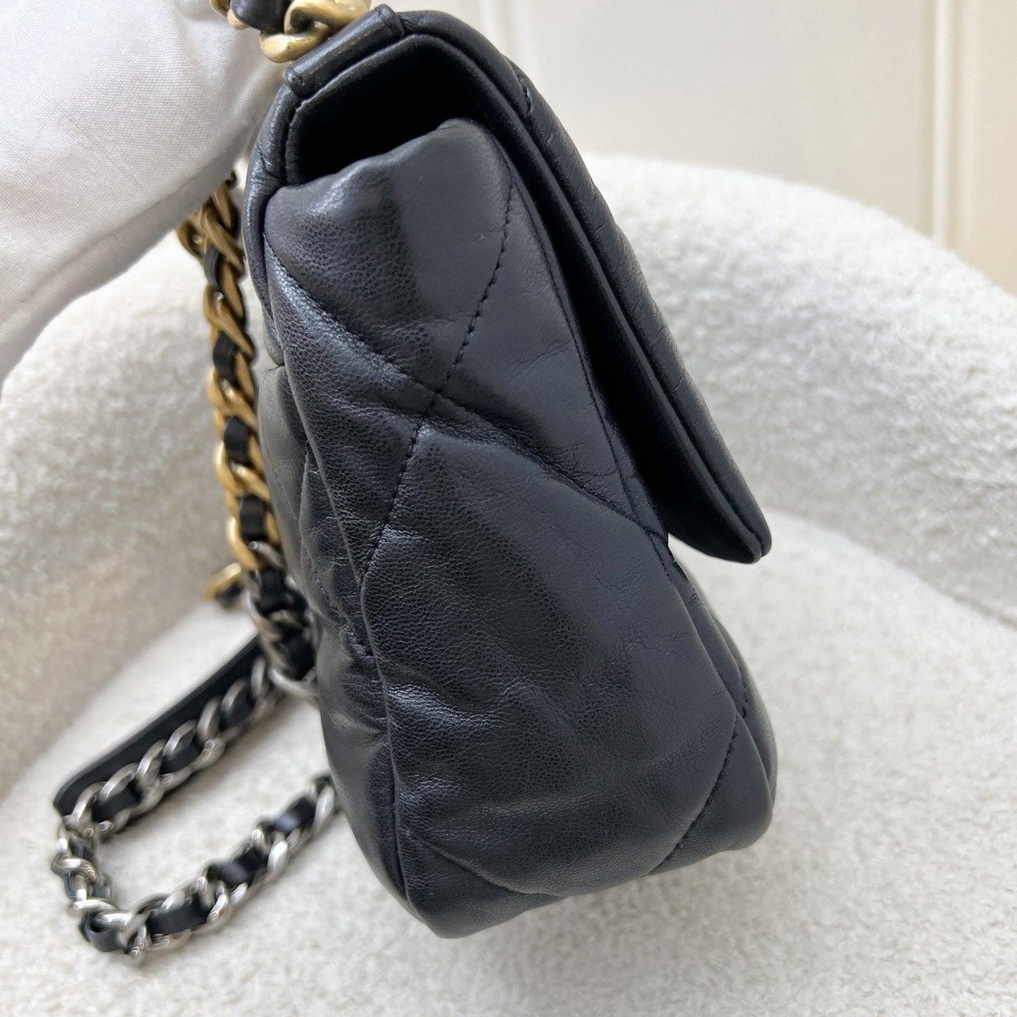 Chanel 19 Small Flap in Black Goatskin and 3-tone HW (Model: ) Accessory