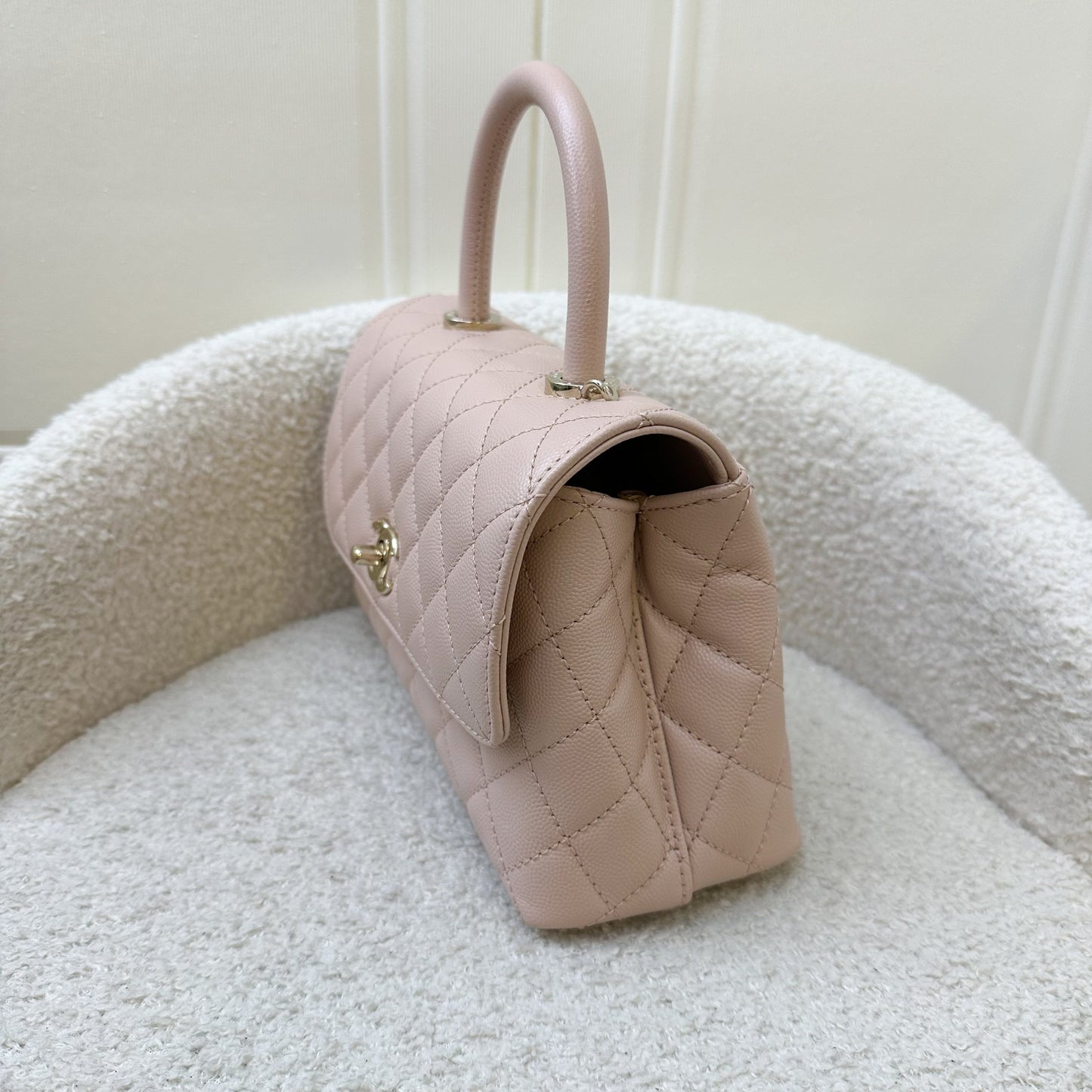 Chanel Small () Coco Handle in Light Pink Caviar and LGHW Accessory