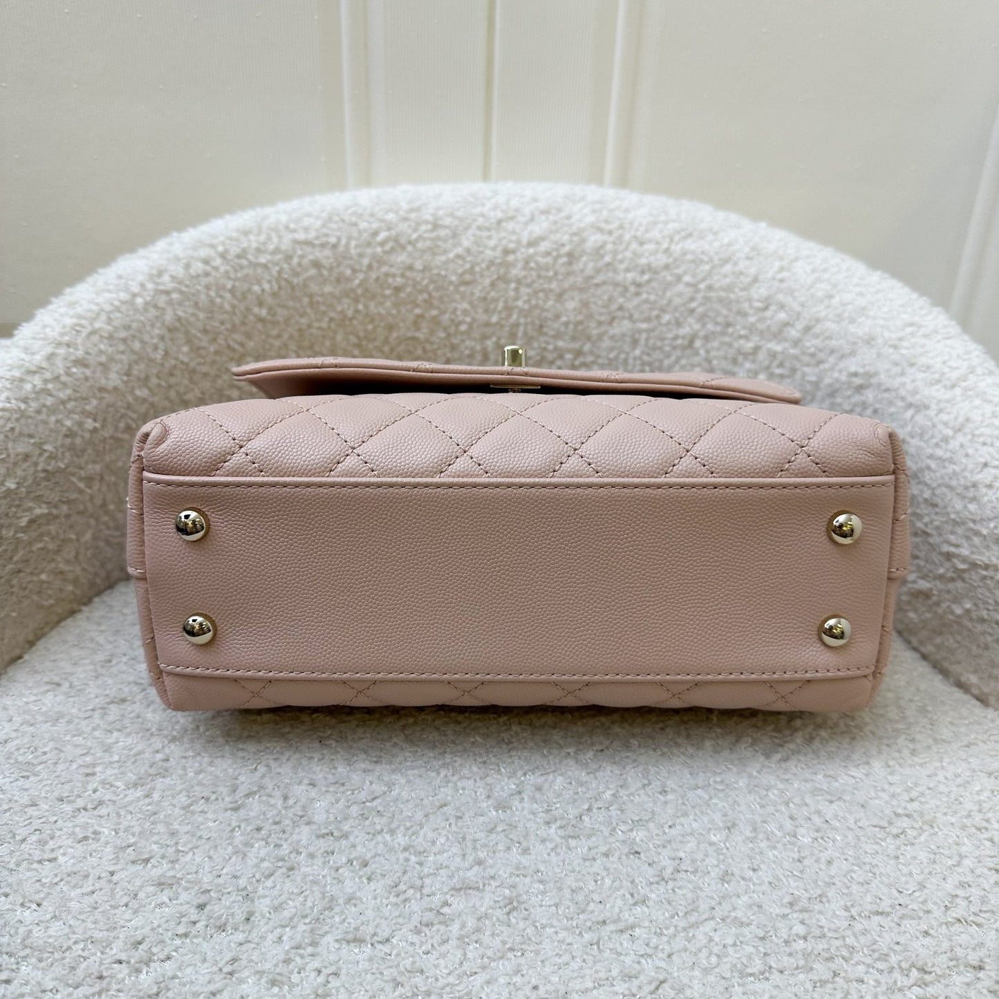 Chanel Small () Coco Handle in Light Pink Caviar and LGHW Accessory