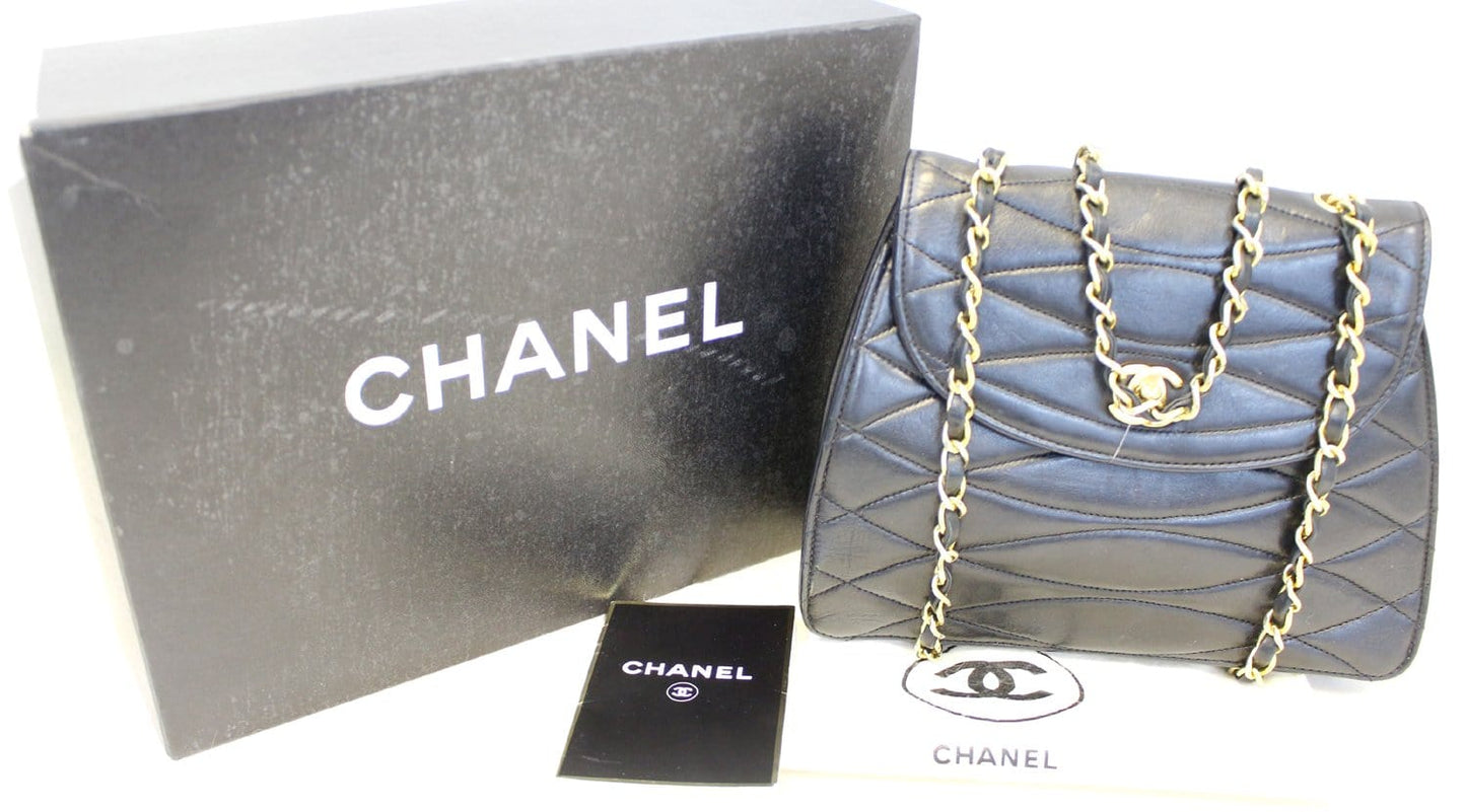 Chanel Rare Wave Ghw Cc Bag Flap Crossbody Bag