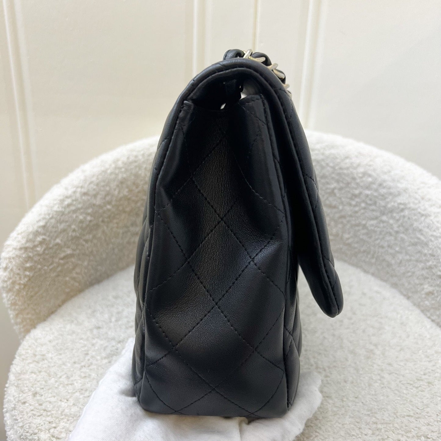 Chanel Jumbo Classic Flap SF in Black Lambskin and GHW Accessory