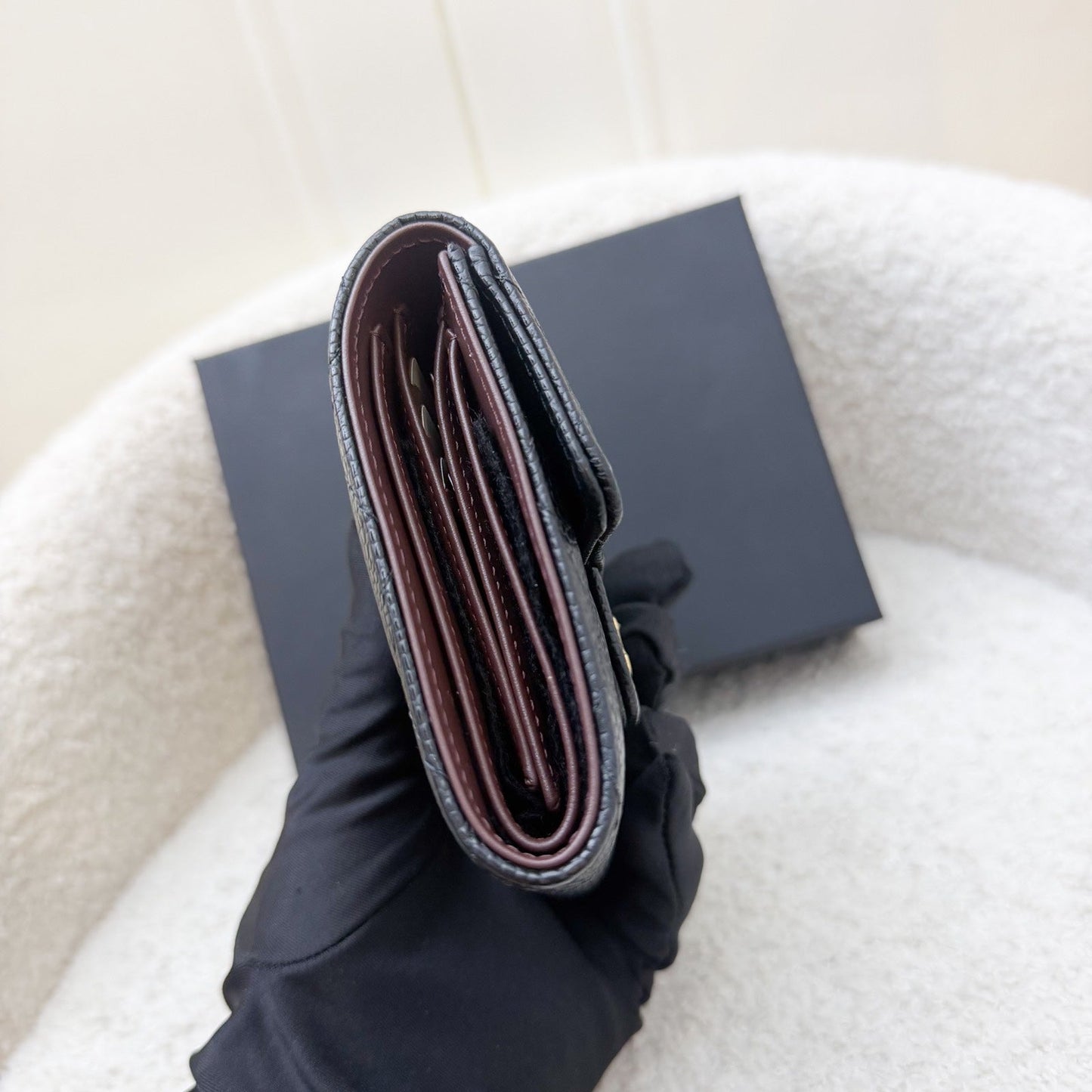 Chanel Classic Trifold Compact Wallet in Black Caviar and GHW (Model: )