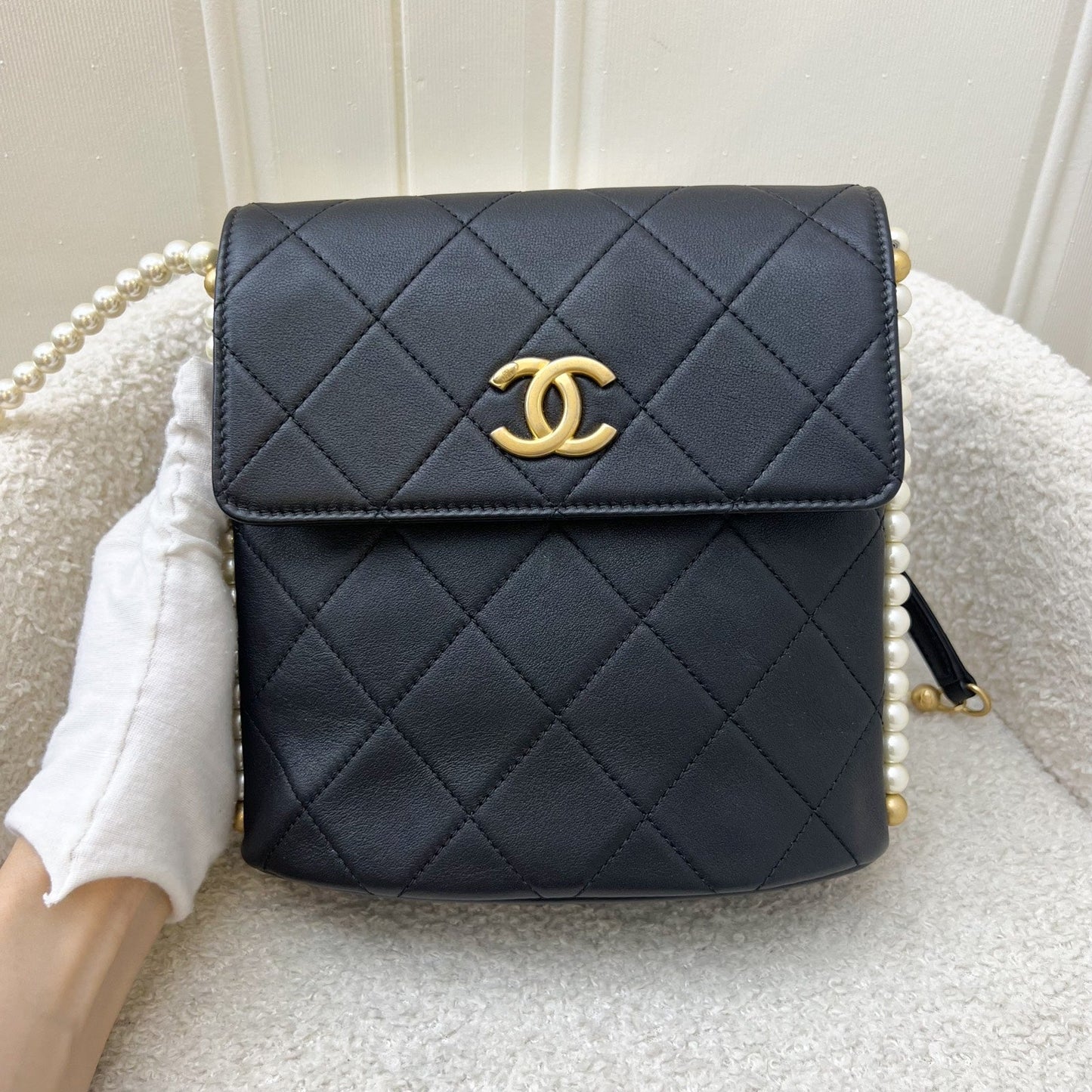 Chanel Pearl Chain North-South Flap Bag in Black Calfskin and AGHW (Model: )