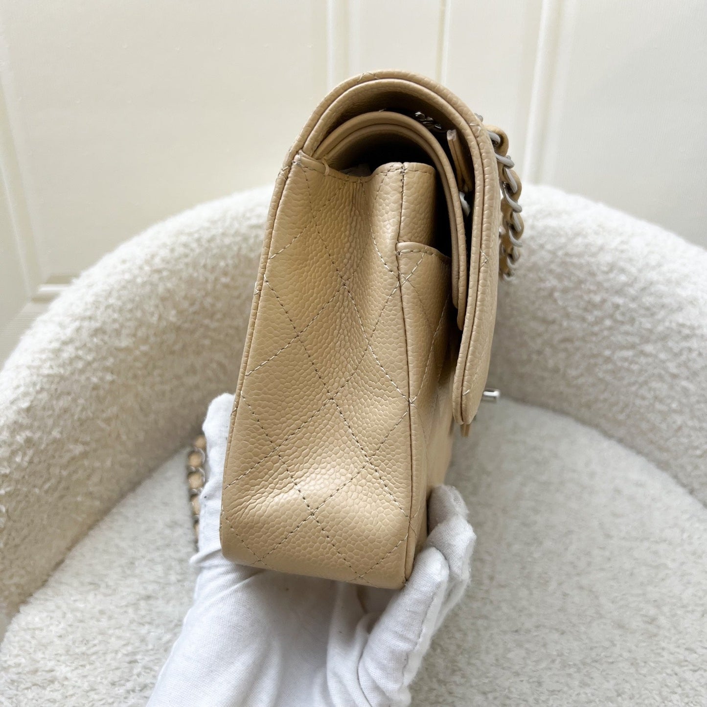 Medium Classic Flap CF in Beige Caviar and SHW Accessory Signature