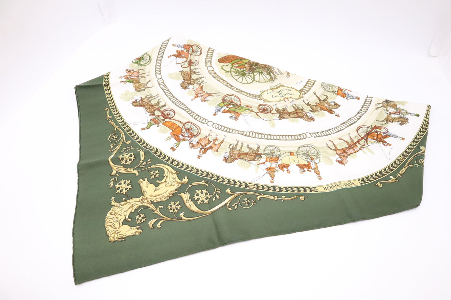 Hermes Paris La Promenade De Longchamps Carre In Green Travel Bag