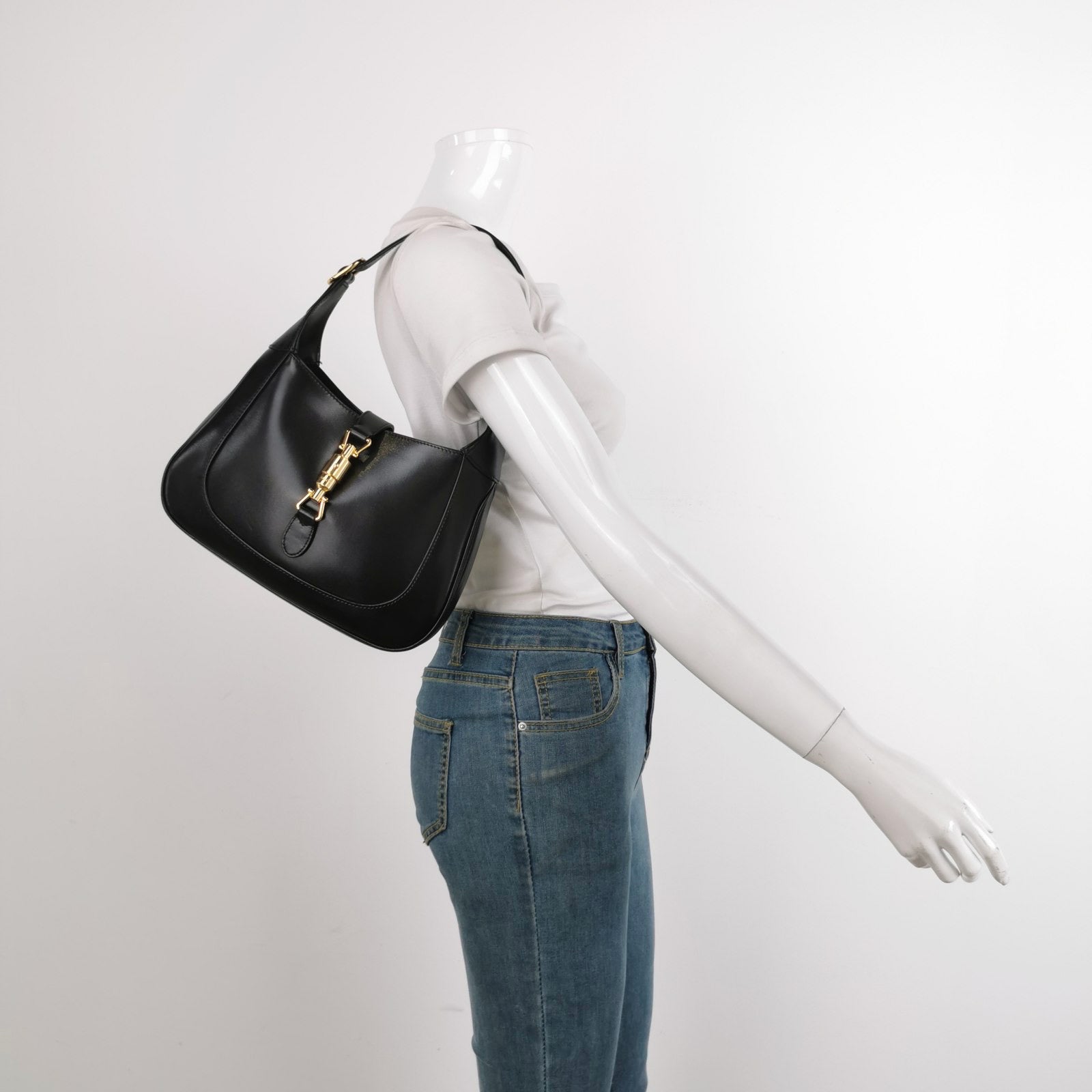 Gucci Jackie Adjustable Strap Giftable Condition Leather Black Handbag