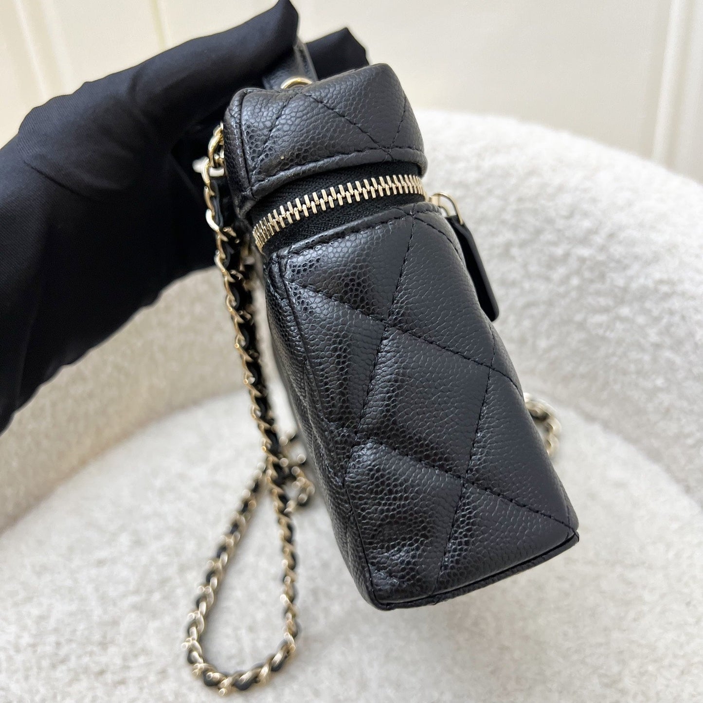 Chanel [New Local Jan 2025] Vanity / Clutch with Chain (LP Style Bag) in Black Caviar and LGHW