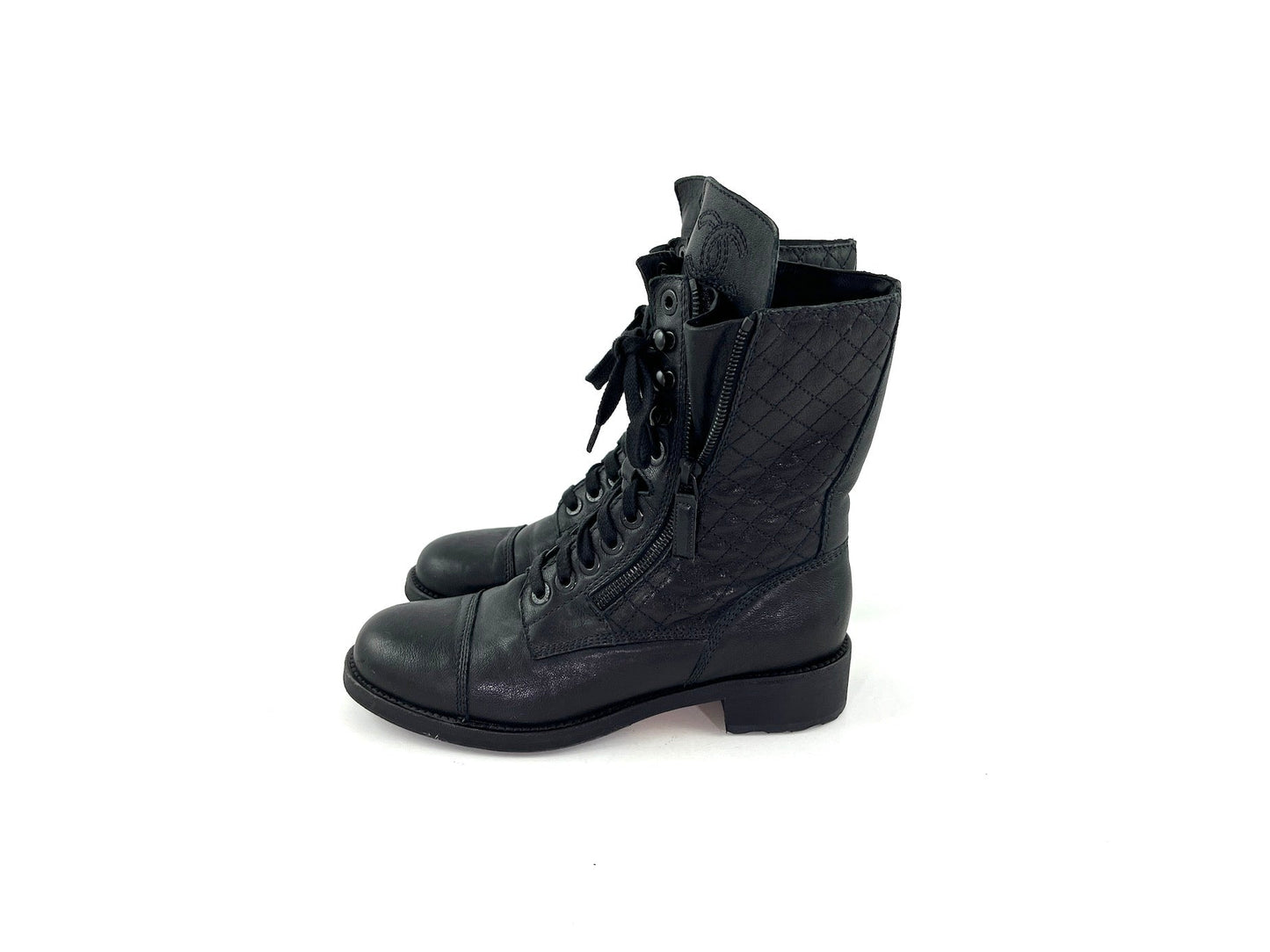 Chanel Black Quilted Leather Interlocking CC Logo Combat Boots 39 8