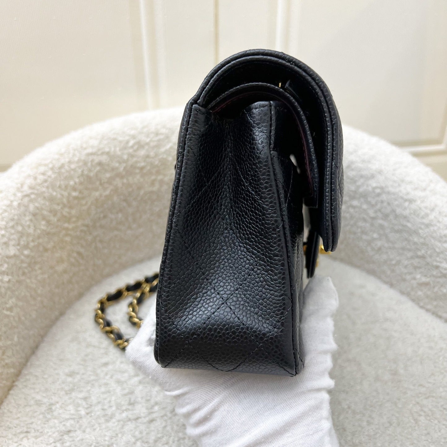 Small Classic Flap CF in Black Caviar and GHW Accessory Signature