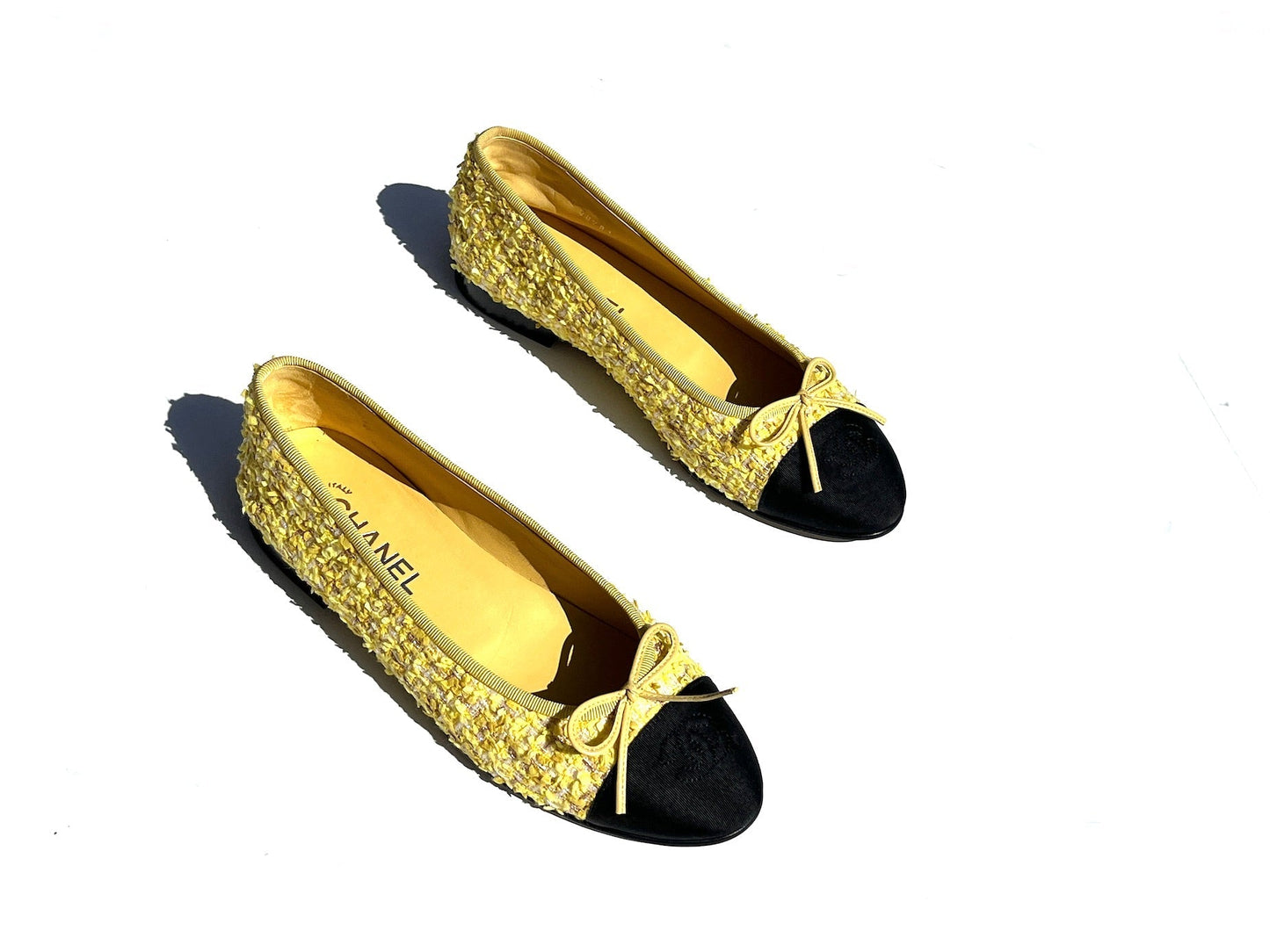 Chanel Yellow Tweed Black Cap Toe Ballerina Flats 39