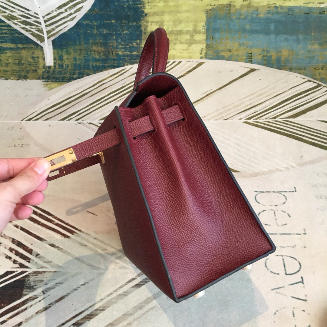 Top Quality Kelly Burgundy For Women Toned Gold Travel Bag