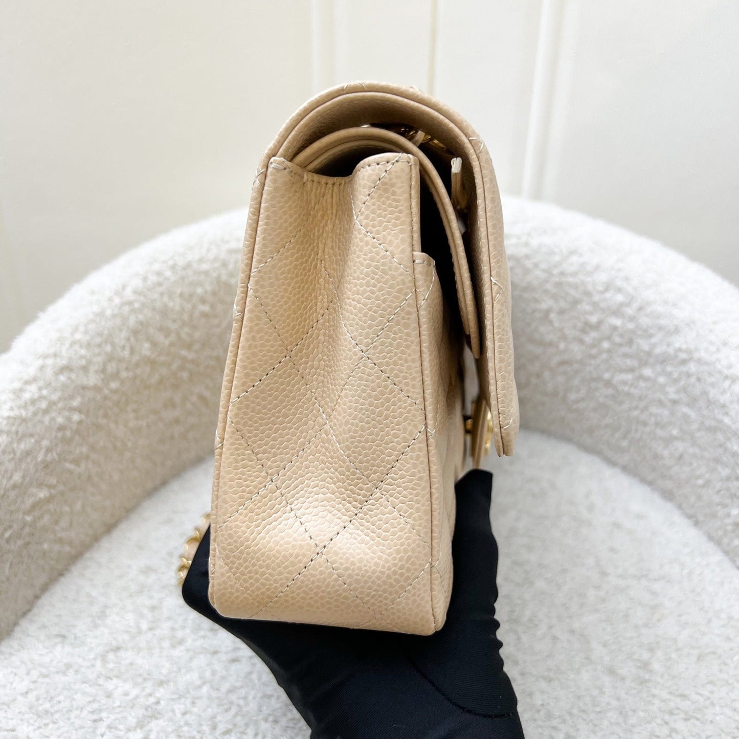 Medium Classic Flap CF in Beige Caviar and GHW Accessory Classic