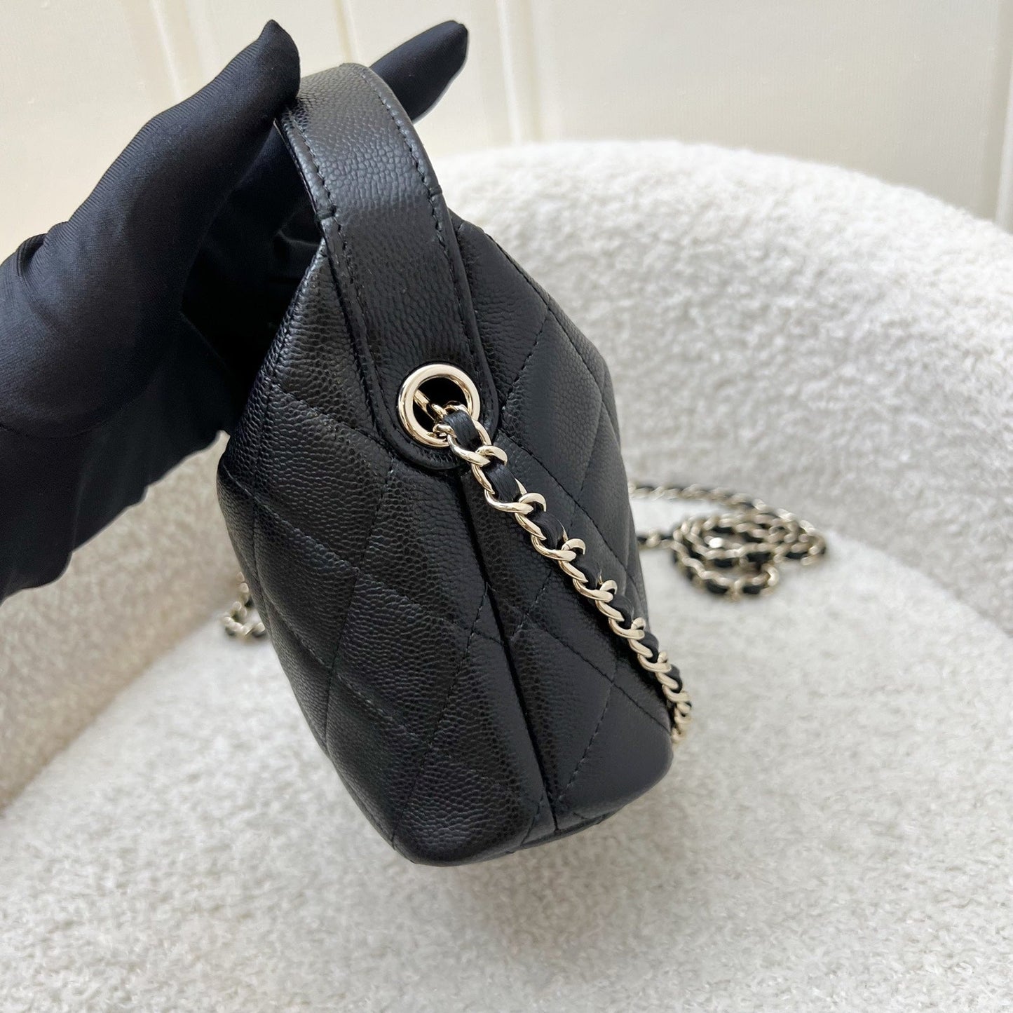 Classic Quilted Hobo Clutch on Chain in Black Caviar and LGHW (Model: ) Classic