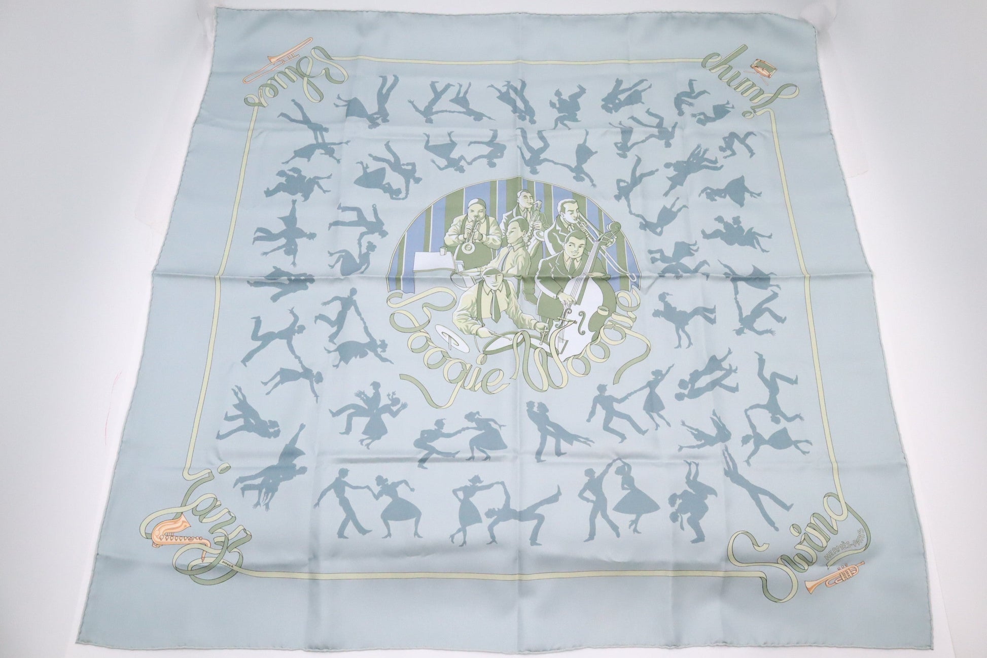 Hermes "Boogie Woogie" Carre In Silk Handbag Blue Travel Bag