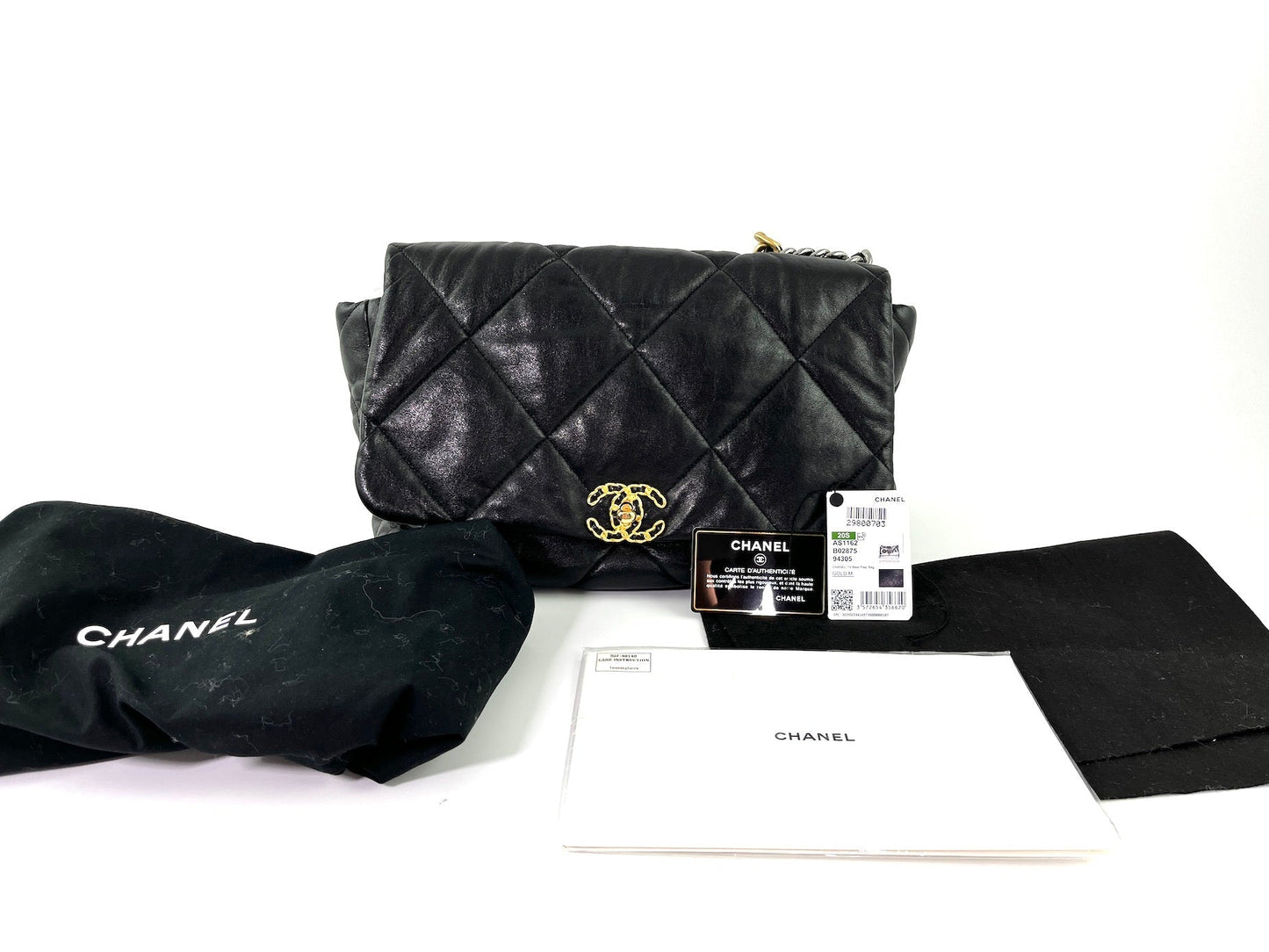 Chanel 19 Black Goatskin 2020 Chain Quilted Maxi Accessory