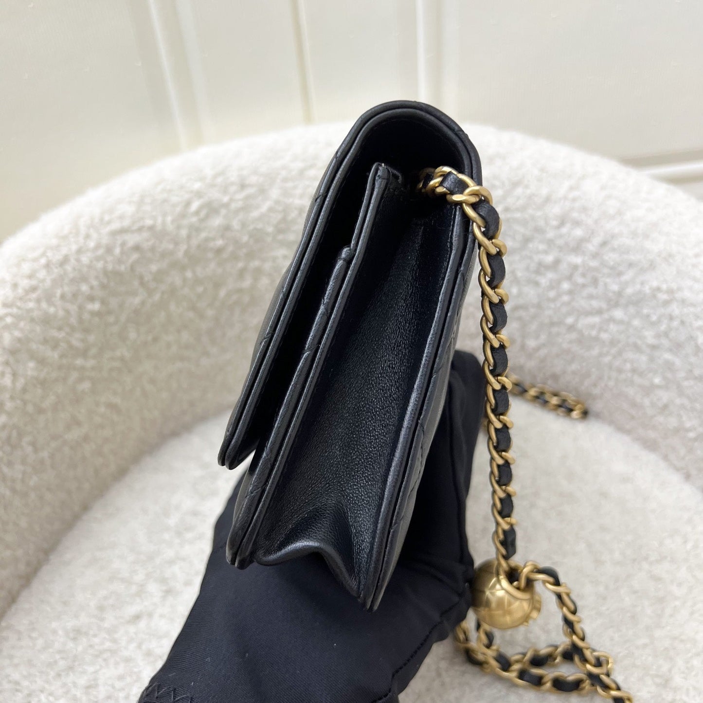 Pearl Crush Wallet on Chain WOC in Black Lambskin and AGHW (Model: ) Bag Signature
