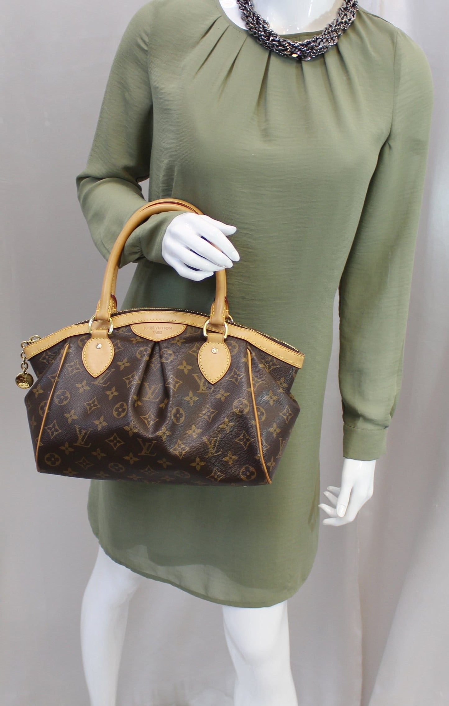 Louis Tivoli Pm Shoulder Handbag Canvas Monogram Shoulder Bag