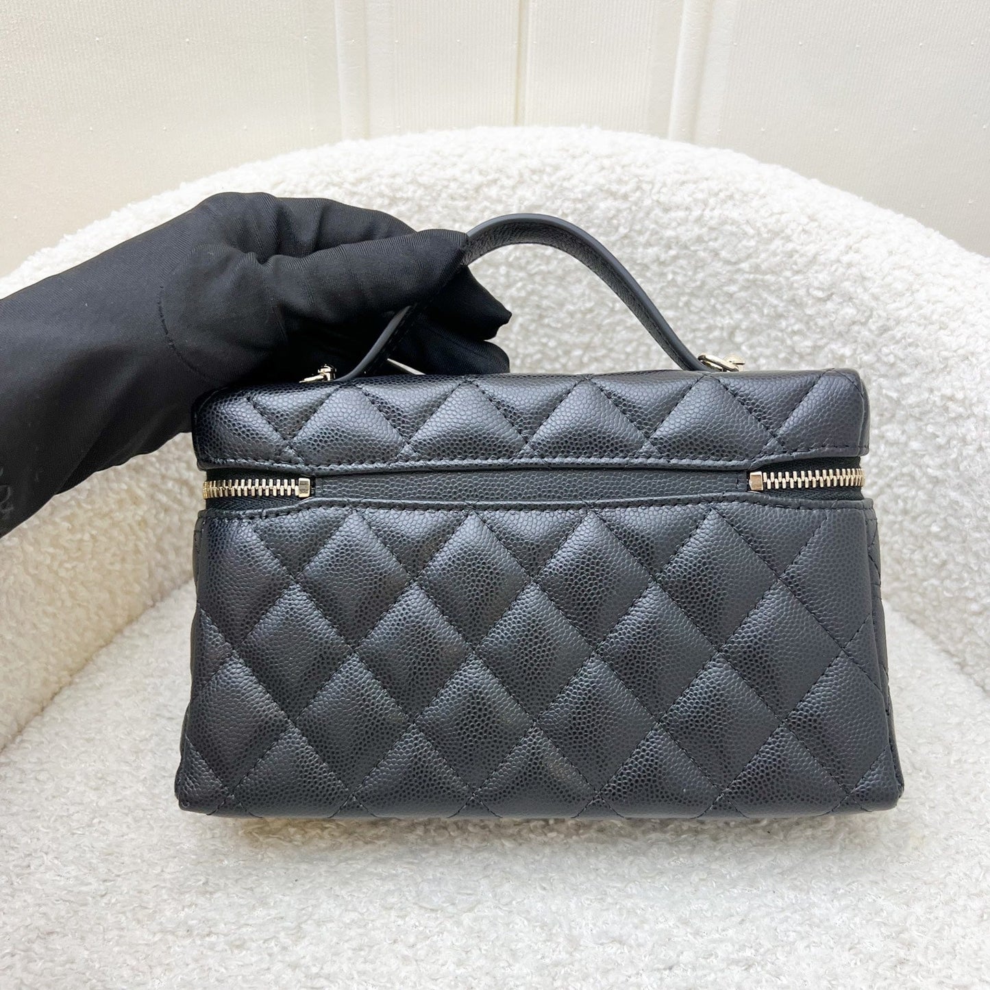 Chanel [Brand New - Local Full Set - Nov 2025] Vanity / Clutch with Chain (LP Style Bag) in Black Caviar and LGHW