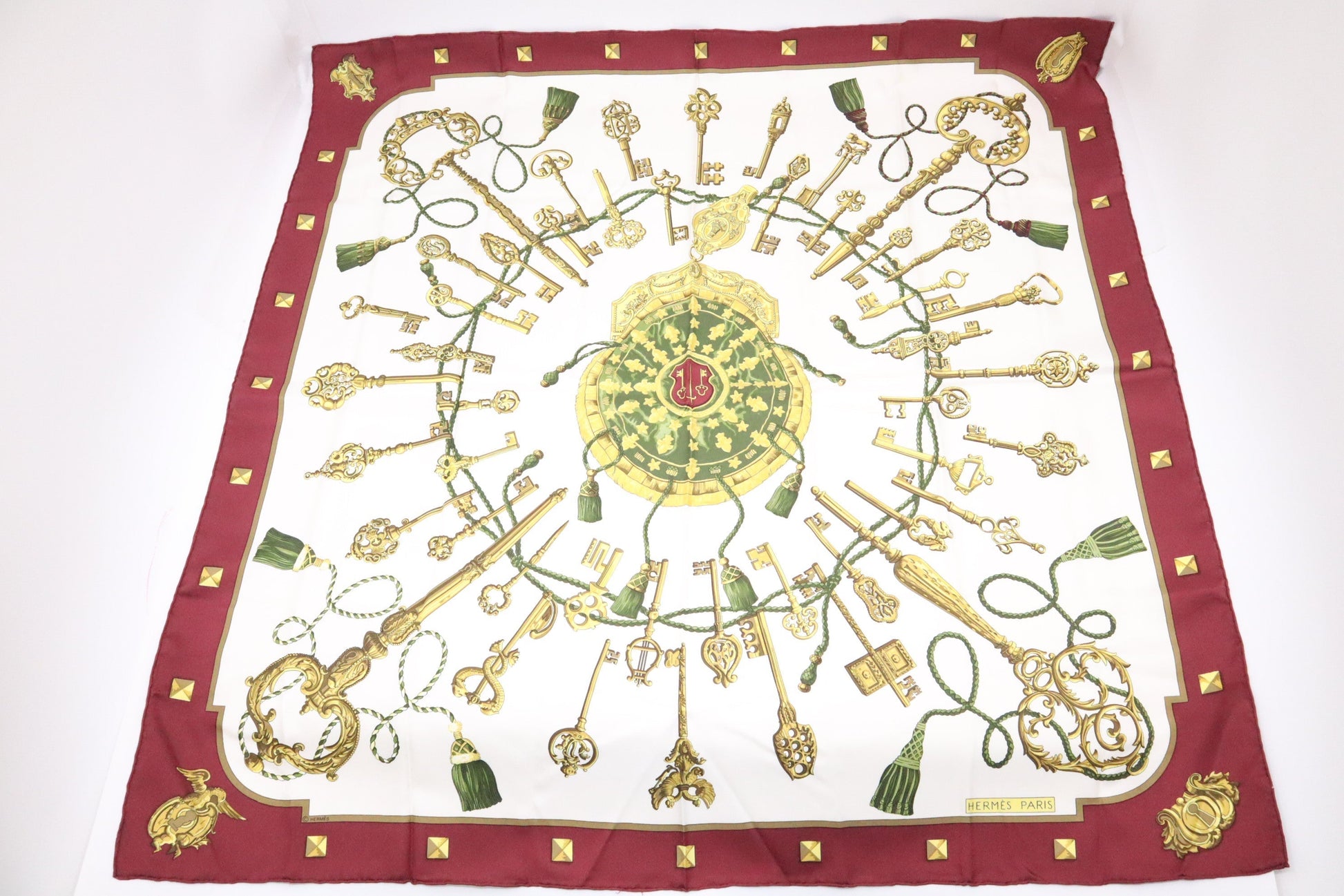 Hermes Les Clefs Carre In Burgundy & Silk Cream Travel Bag