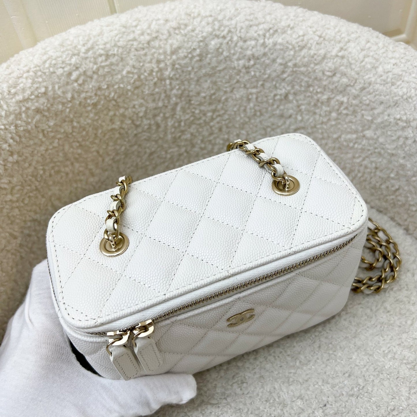 Chanel Classic Small Vanity in White Caviar and LGHW (Model: )
