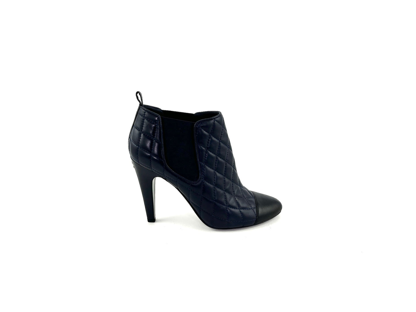 Chanel Cap Toe Quilted Leather CC Ankle Boots 40 9.5